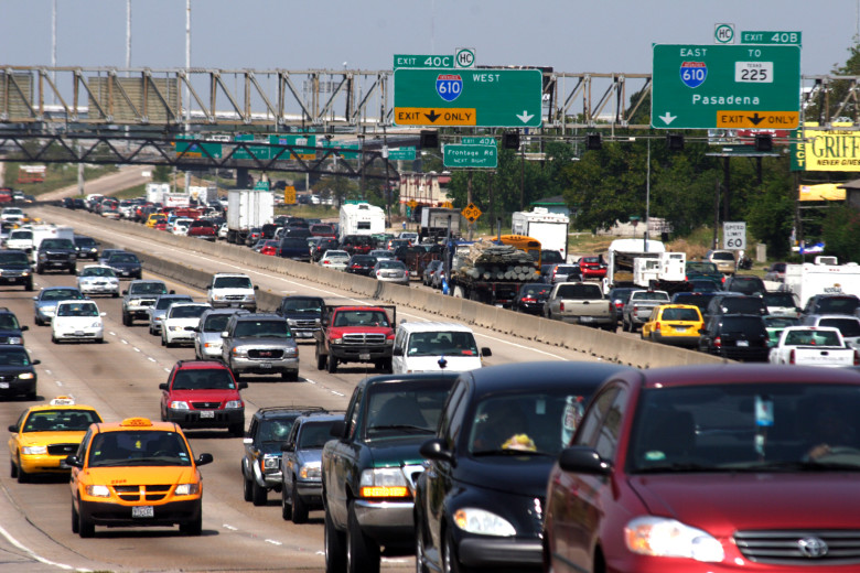 Houston, TX, September 21, 2005- Traffic jammed the freeways as Houstonians fled the on-coming hurricane.   Recent memories of Hurricane Katrina sent people scrambling to prepare for Hurricane Rita.  Photo by Ed Edahl/FEMA